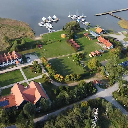 Stanica Zeglarska Otago 3* Pisz