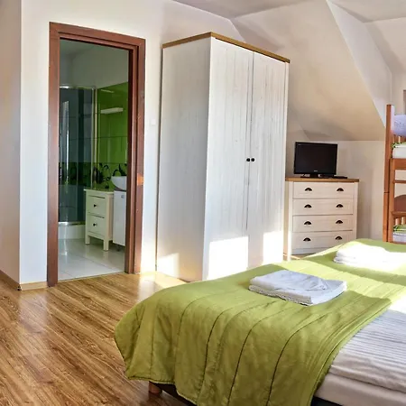 Stanica Zeglarska Otago 3*